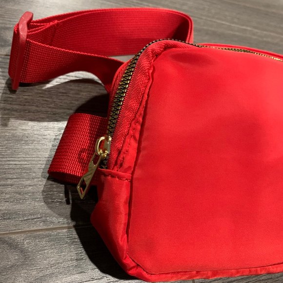 BELT BAG - RED - Picture 2 of 3